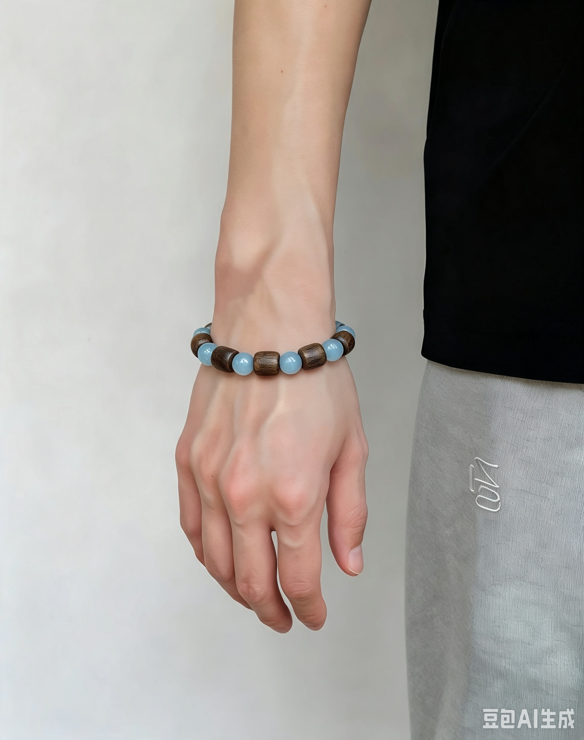 Unisex Qi-Nan Agarwood & Aquamarine Bracelet